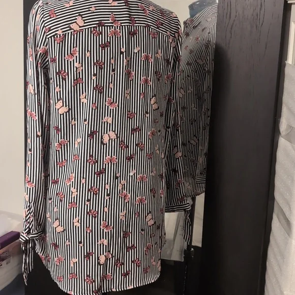 Top - Picture 5 of 10